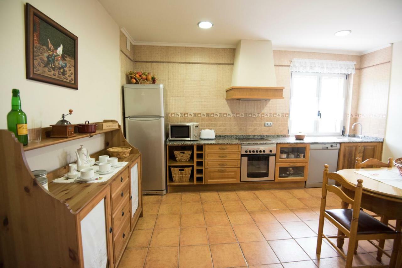Maria La Carbayeda Guest House Luanco Exterior photo